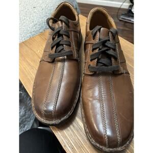Clark’s Men’s Brown Leather Lace Up Oxford Shie Sz 10 W Leather Upper